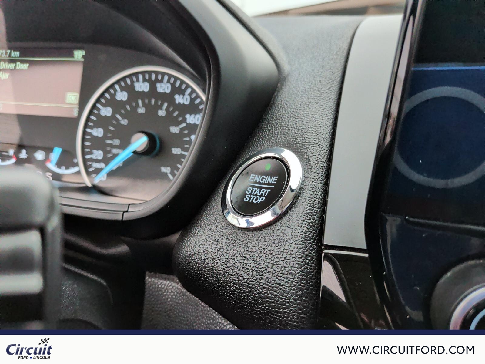 2021 Ford EcoSport - Image 16