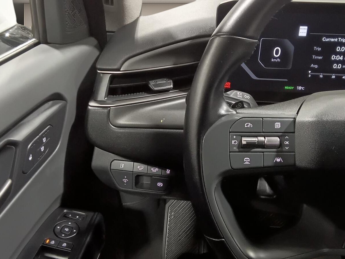 2024 Kia EV9 - Image 11