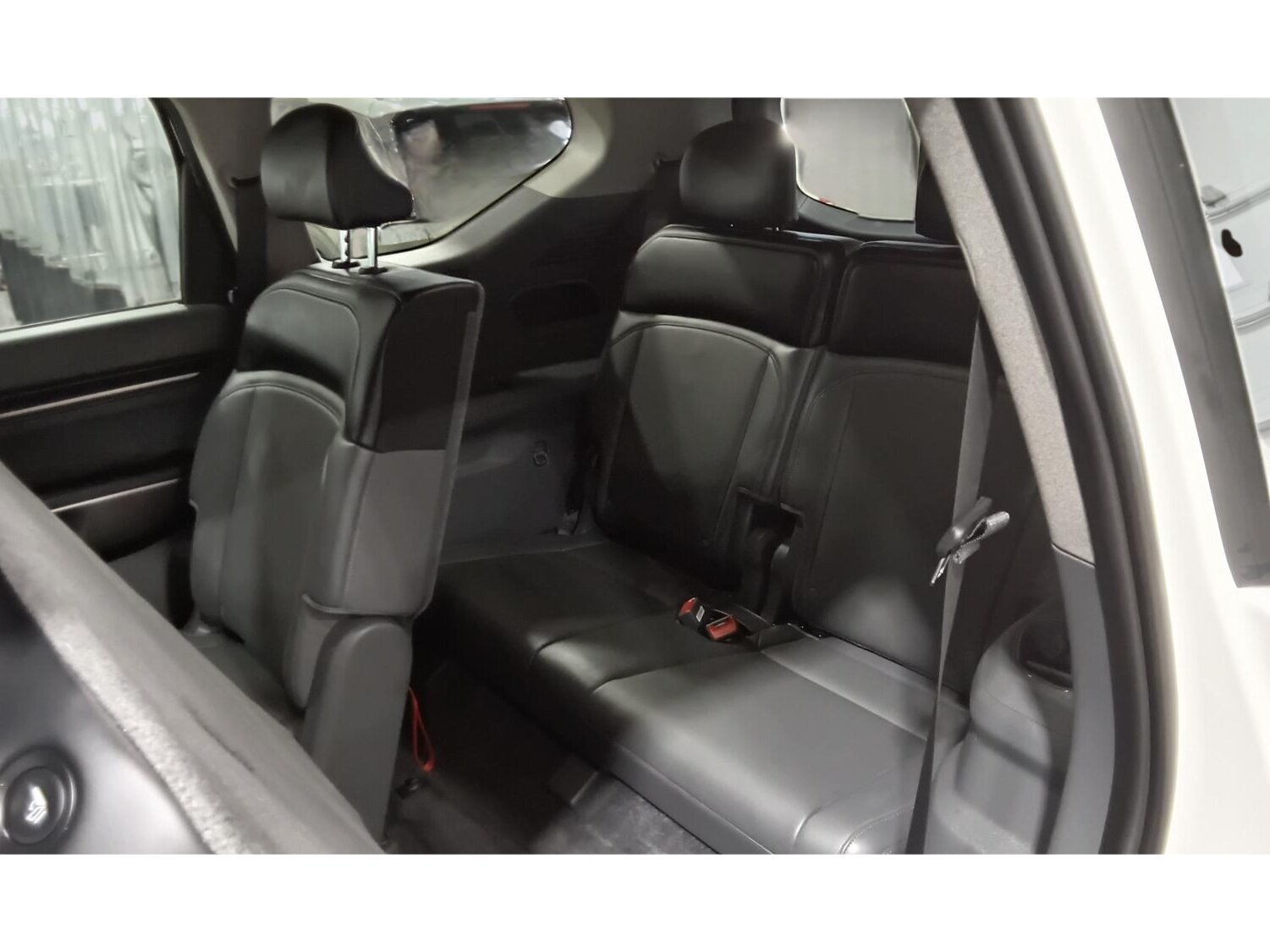 2024 Kia EV9 - Image 25