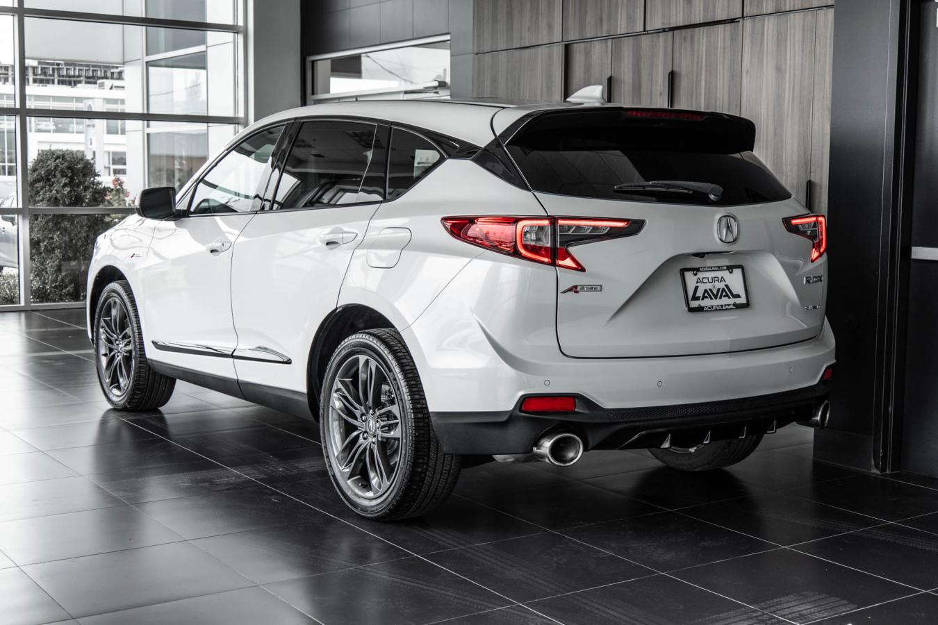 2024 Acura RDX - Image 9