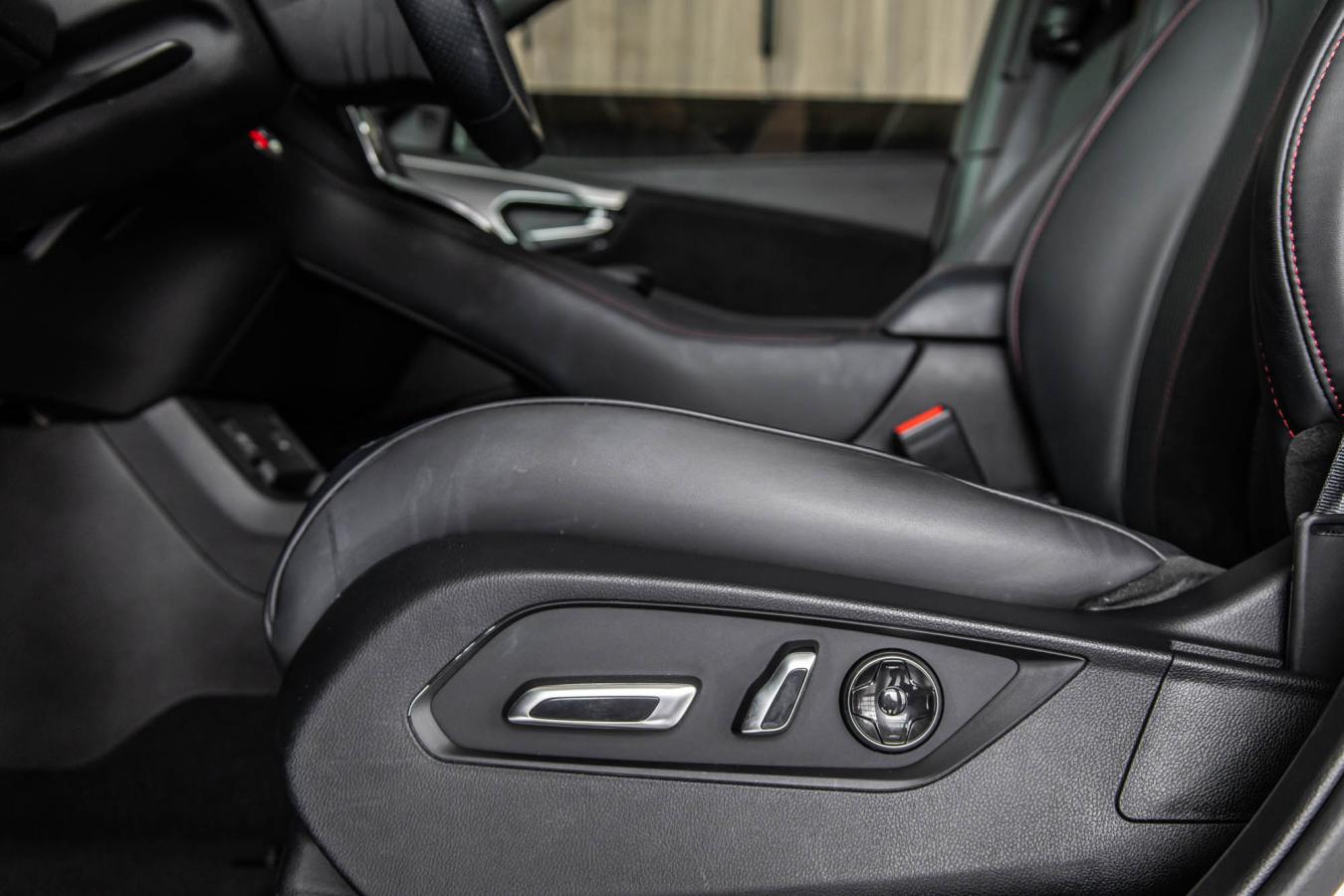 2024 Acura RDX - Image 16