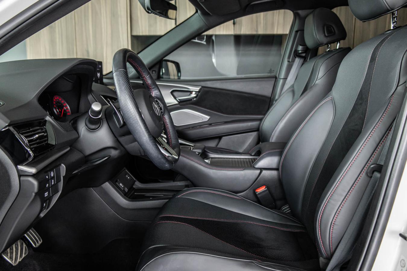 2024 Acura RDX - Image 17