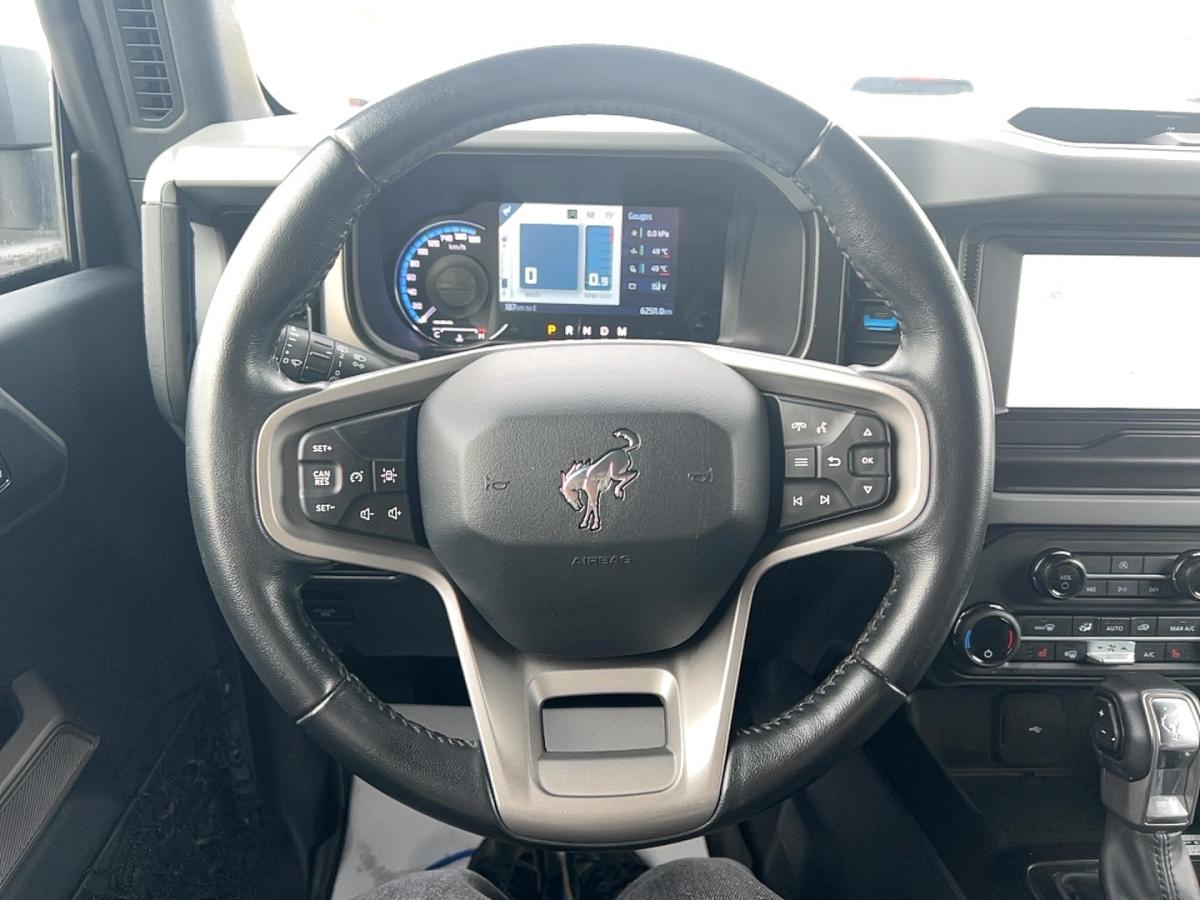 2023 Ford Bronco - Image 18