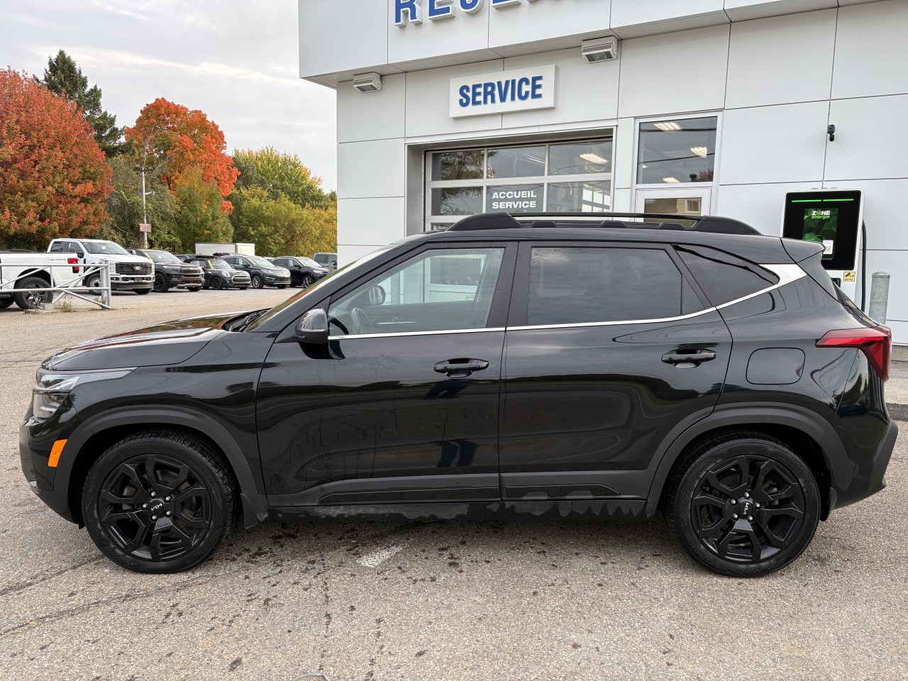 2024 Kia Seltos - Image 2