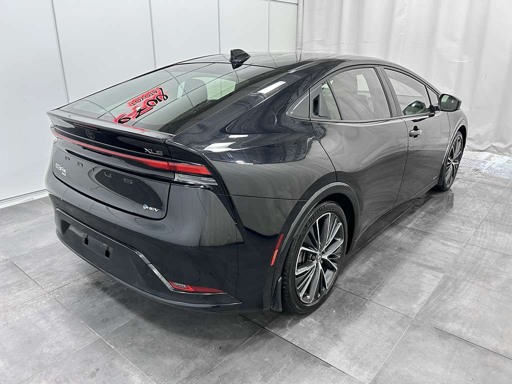 2024 Toyota Prius - Image 6