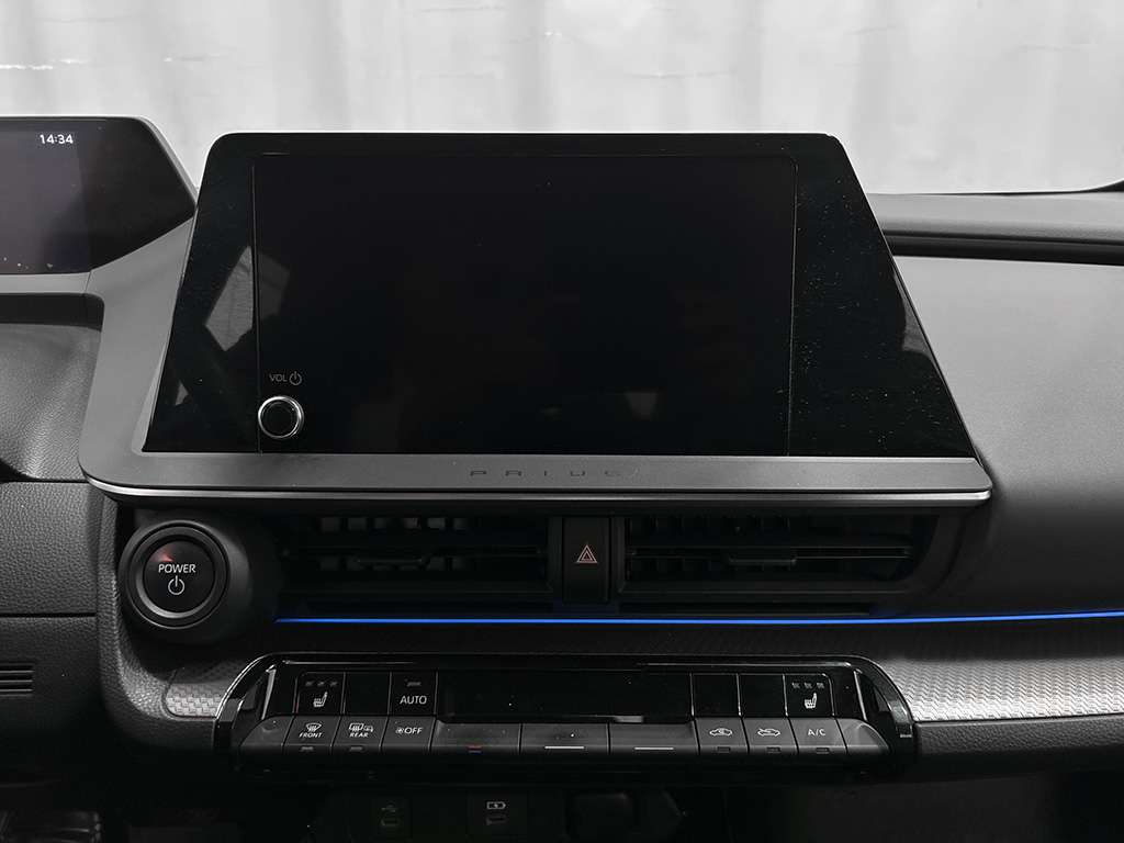 2024 Toyota Prius - Image 14