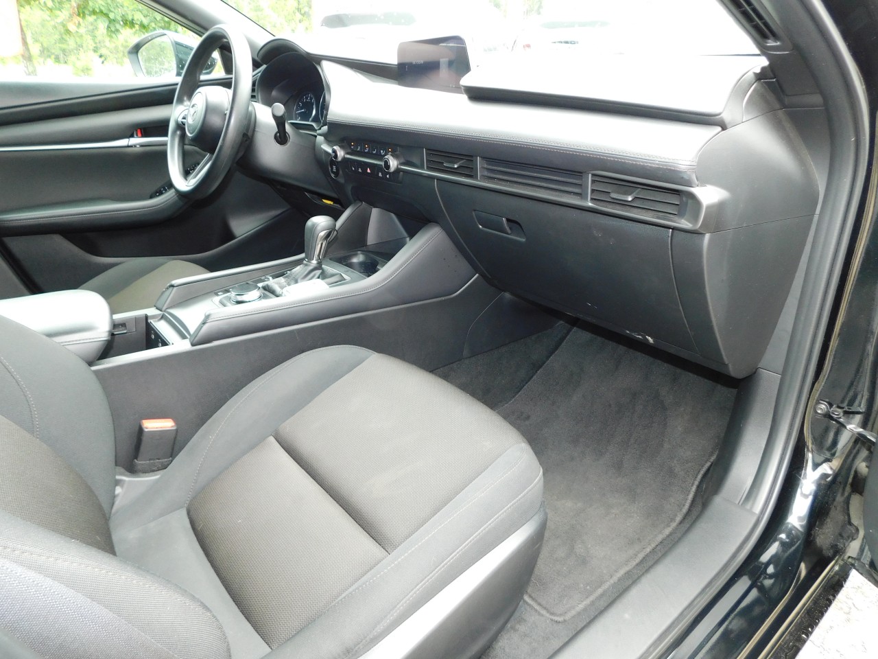 2024 Mazda 3 Sport - Image 8