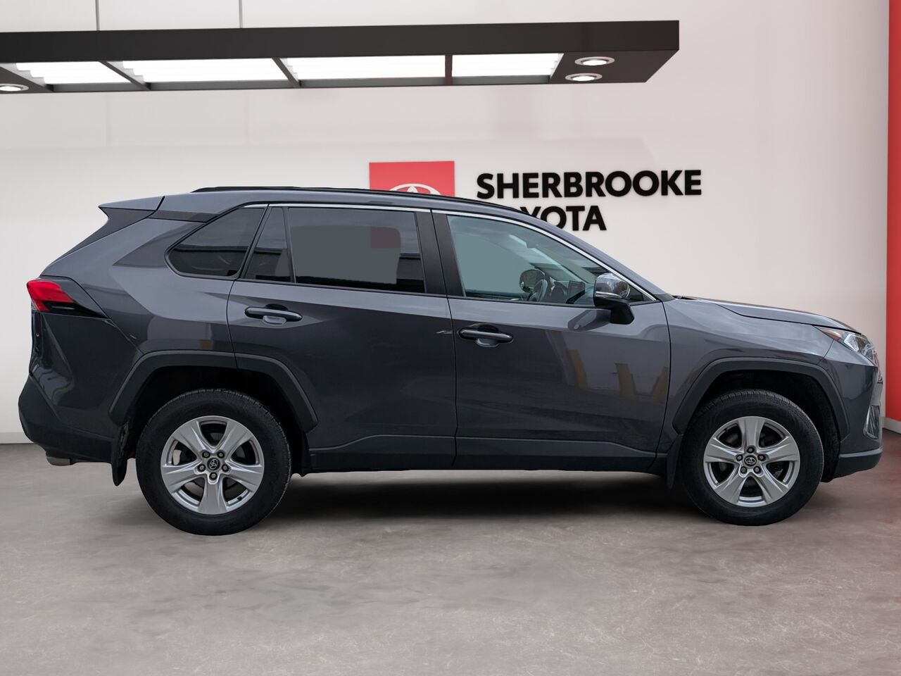 2019 Toyota RAV4 - Image 3