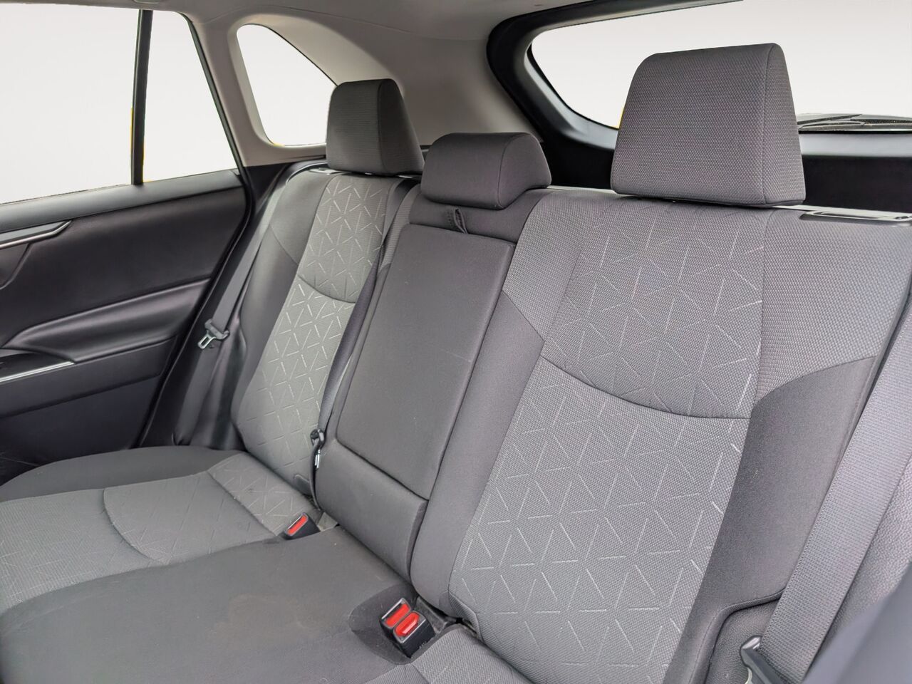 2019 Toyota RAV4 - Image 8