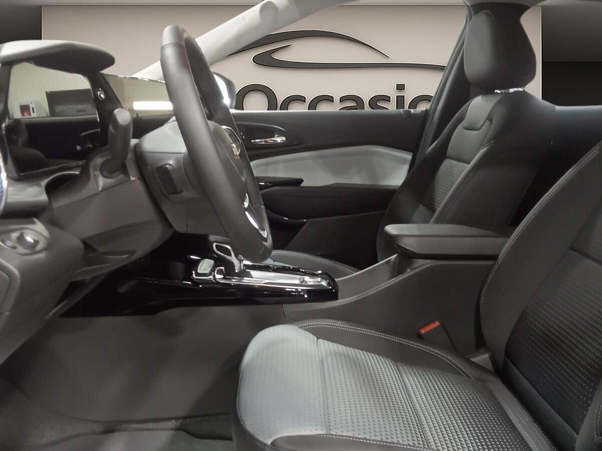 2026 Chevrolet Trax - Image 9