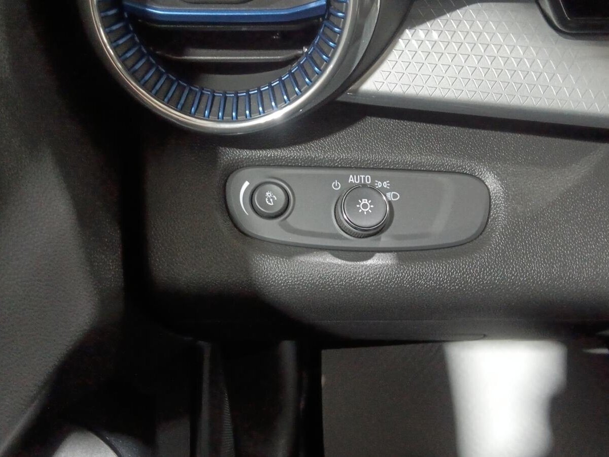 2026 Chevrolet Trax - Image 22
