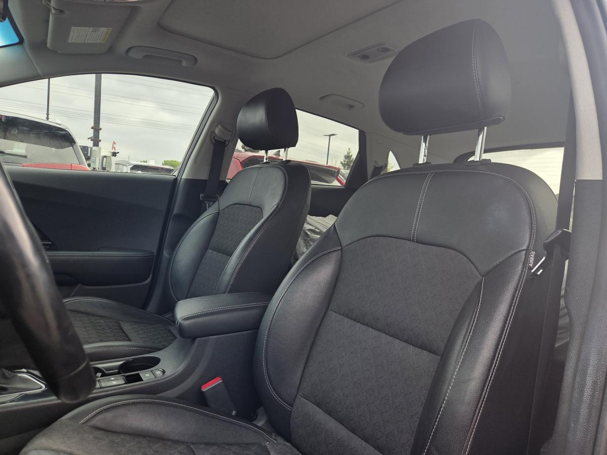 2021 Volkswagen Tiguan - Image 7