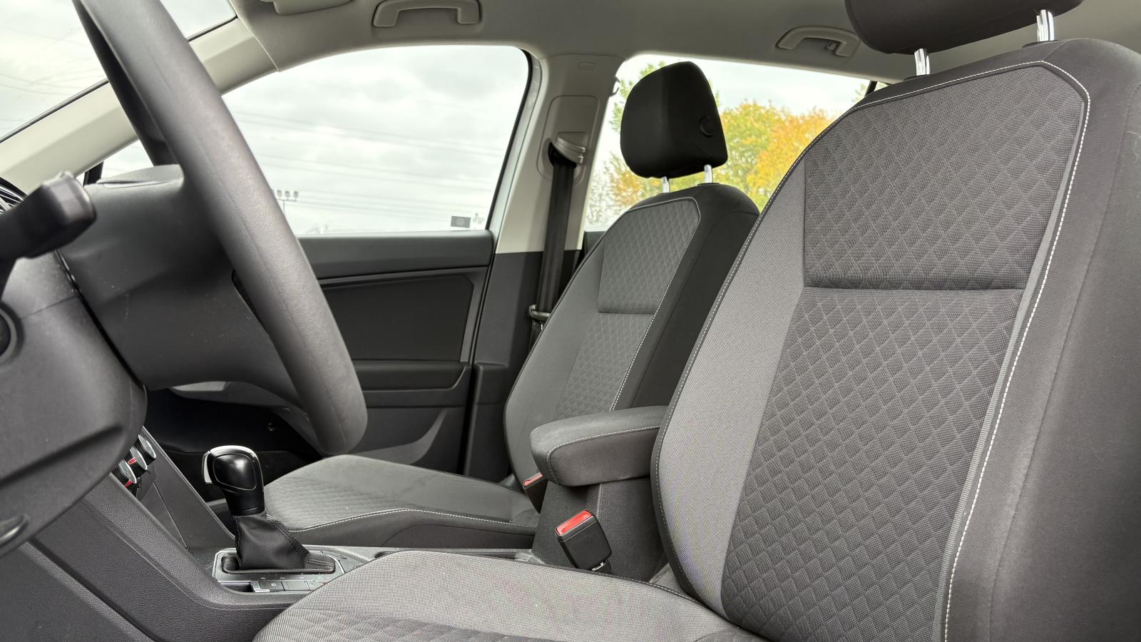 2021 Volkswagen Tiguan - Image 10