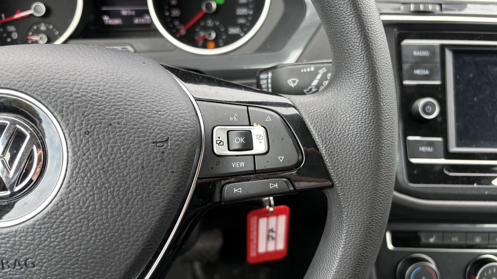 2021 Volkswagen Tiguan - Image 15