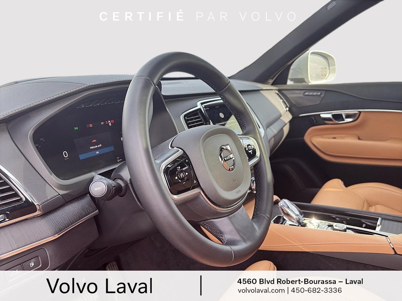 2025 Volvo XC90 Plug-In Hybrid - Image 11