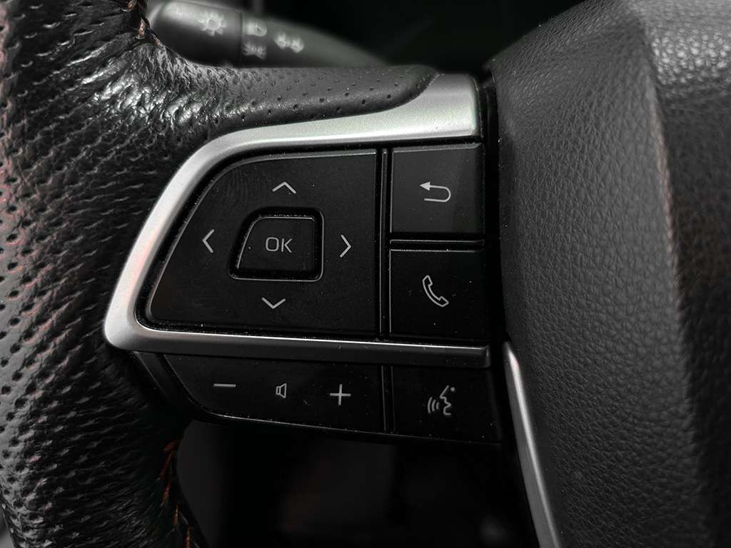 2022 Toyota Sienna - Image 10