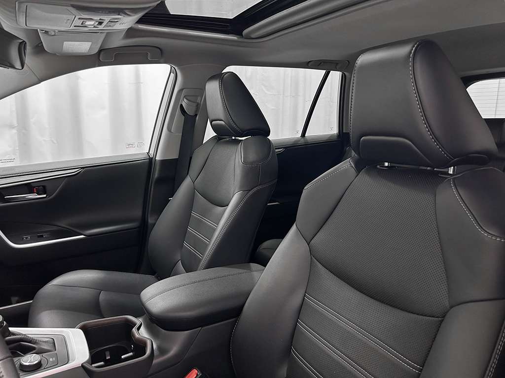 2022 Toyota Rav4 hybride - Image 15