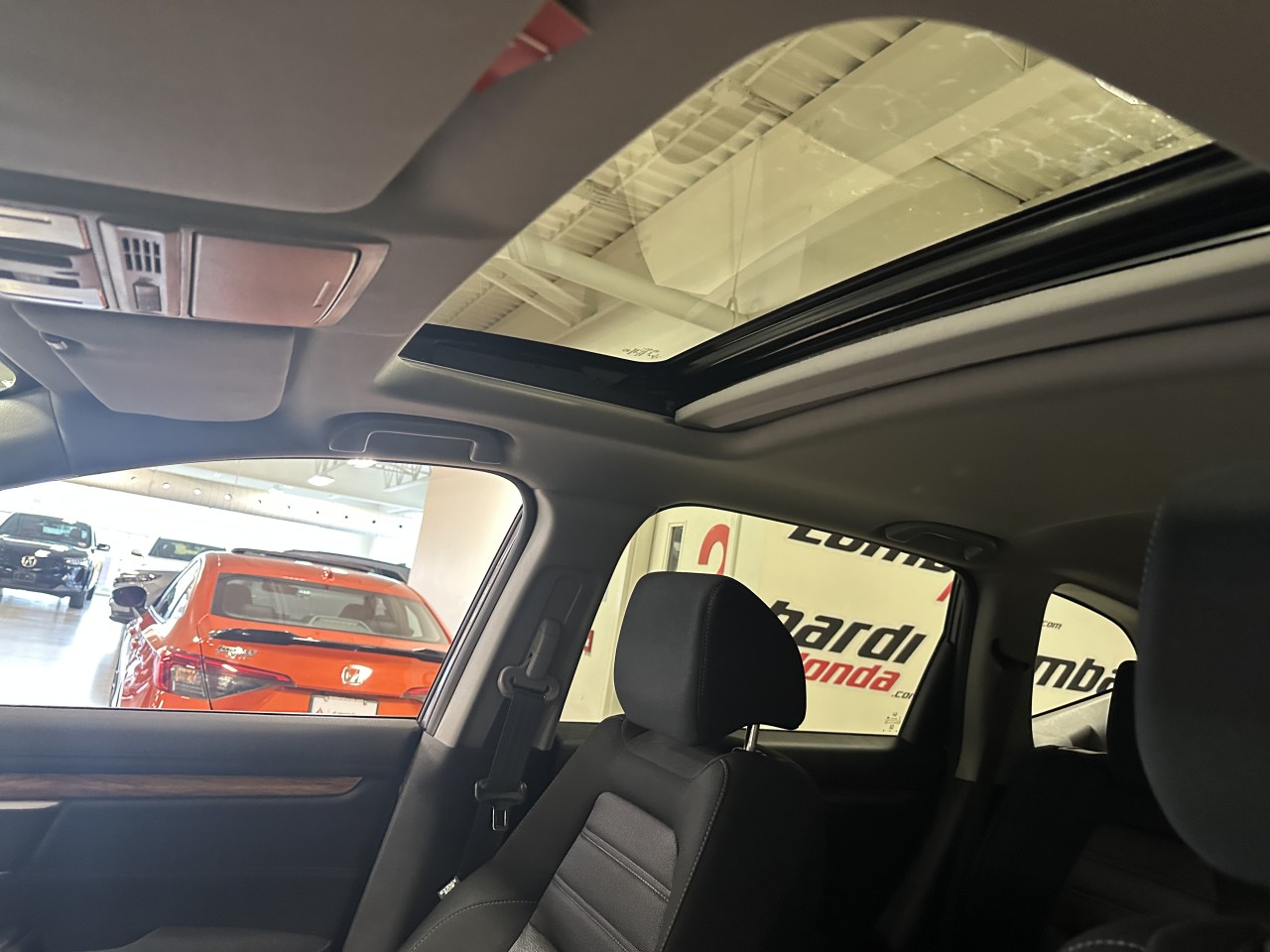 2019 Honda CR-V - Image 13