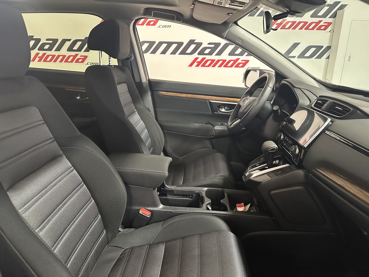 2019 Honda CR-V - Image 25