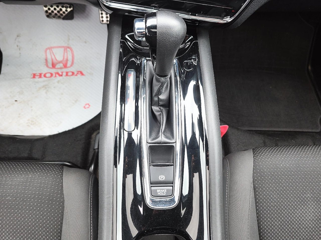 2021 Honda HR-V - Image 14