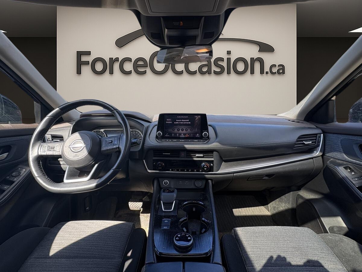 2023 Nissan Rogue - Image 5