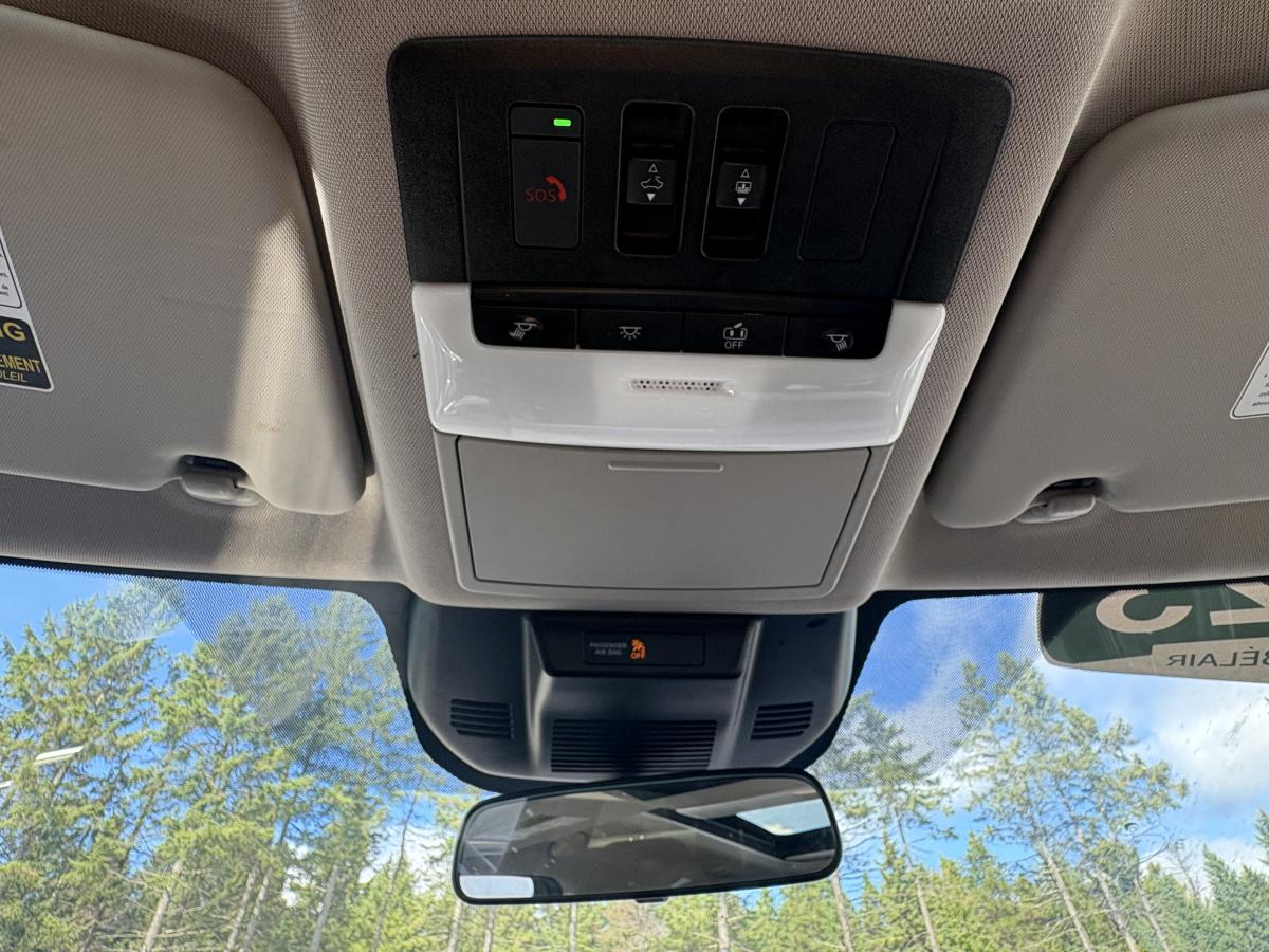 2023 Nissan Rogue - Image 17
