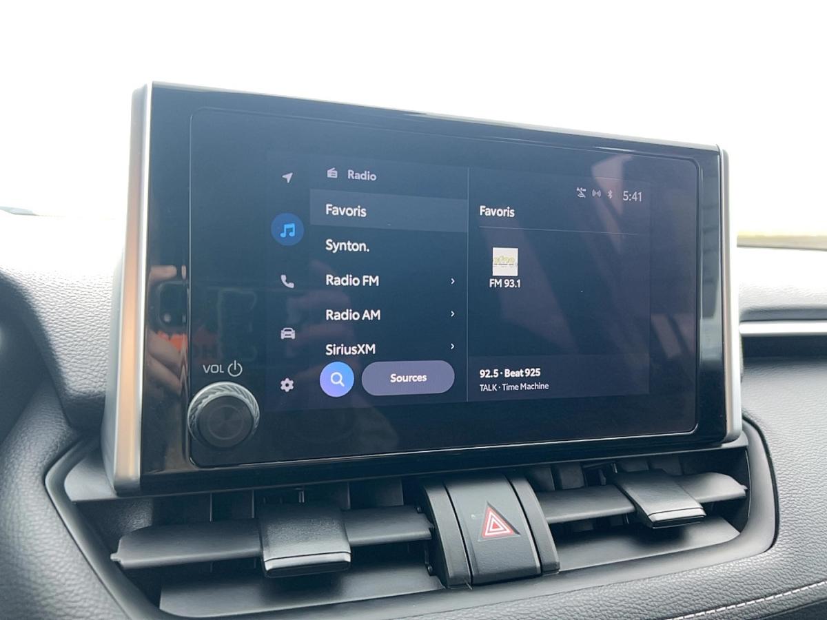 2023 Toyota RAV4 - Image 24