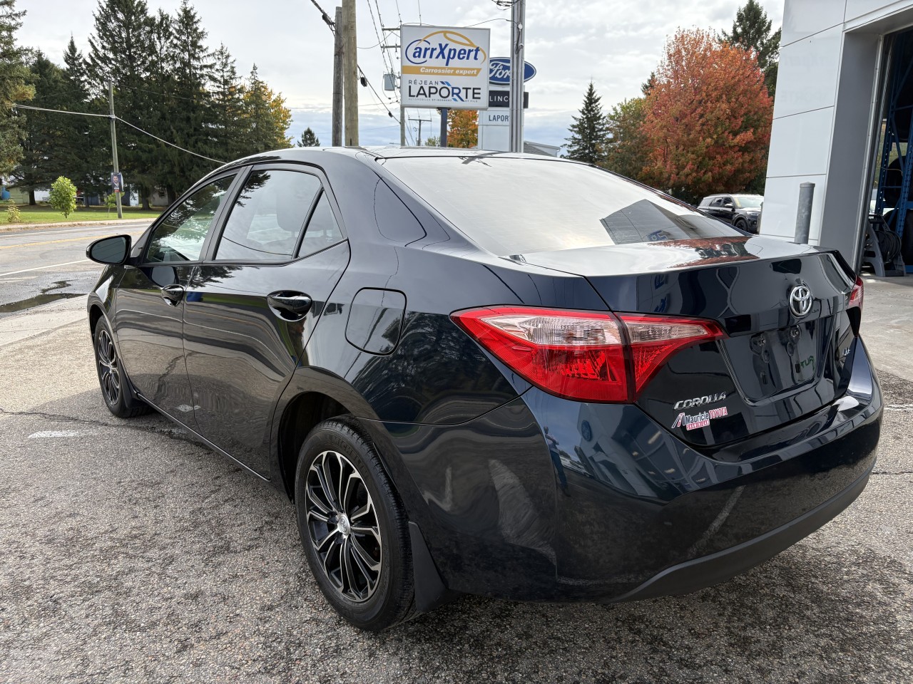 2018 Toyota Corolla - Image 3