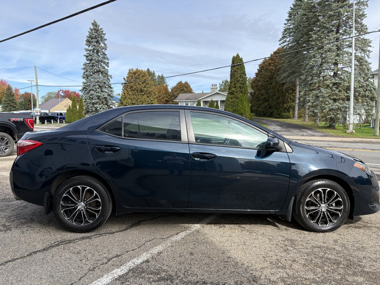 2018 Toyota Corolla - Image 5