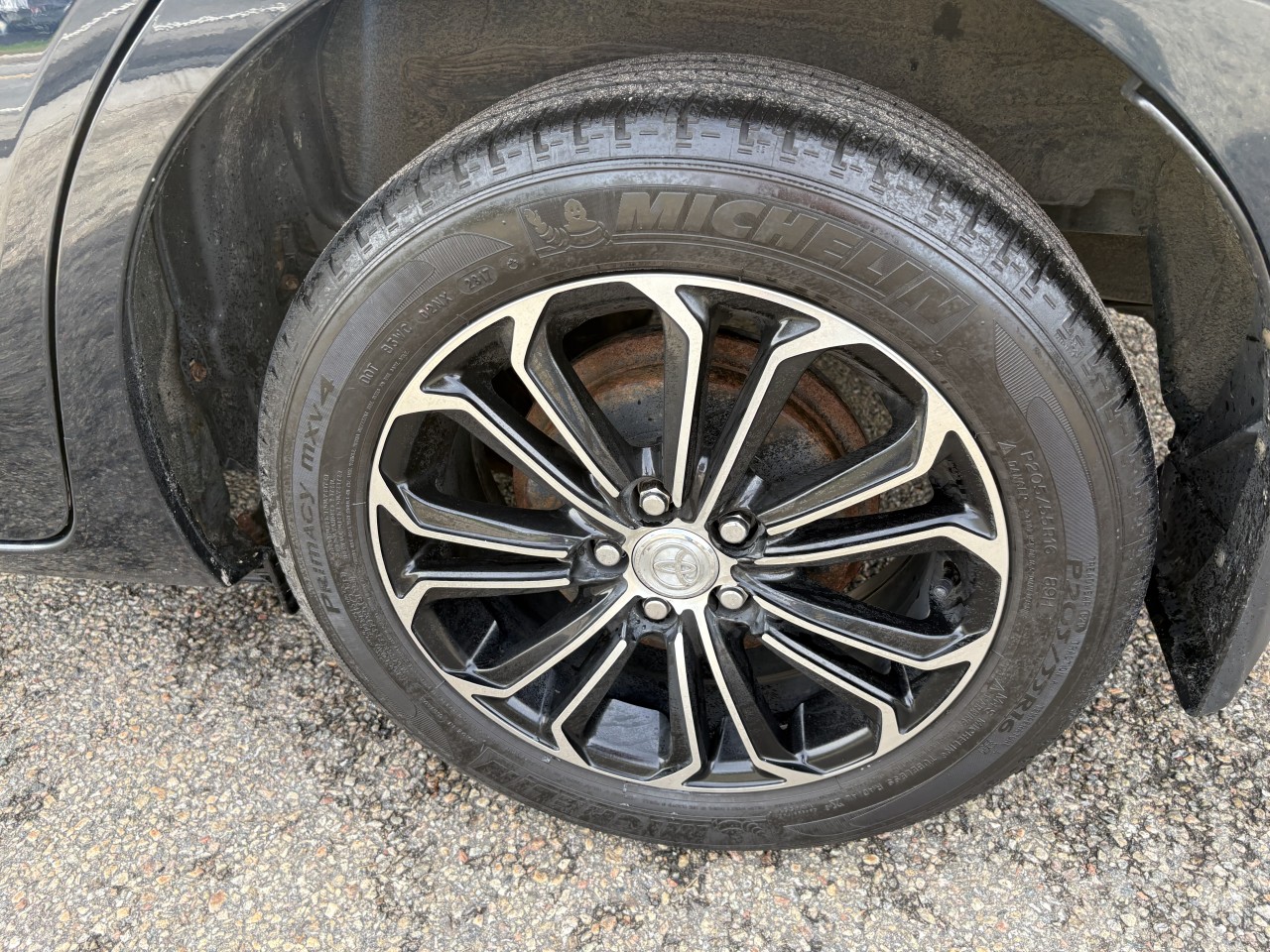 2018 Toyota Corolla - Image 11