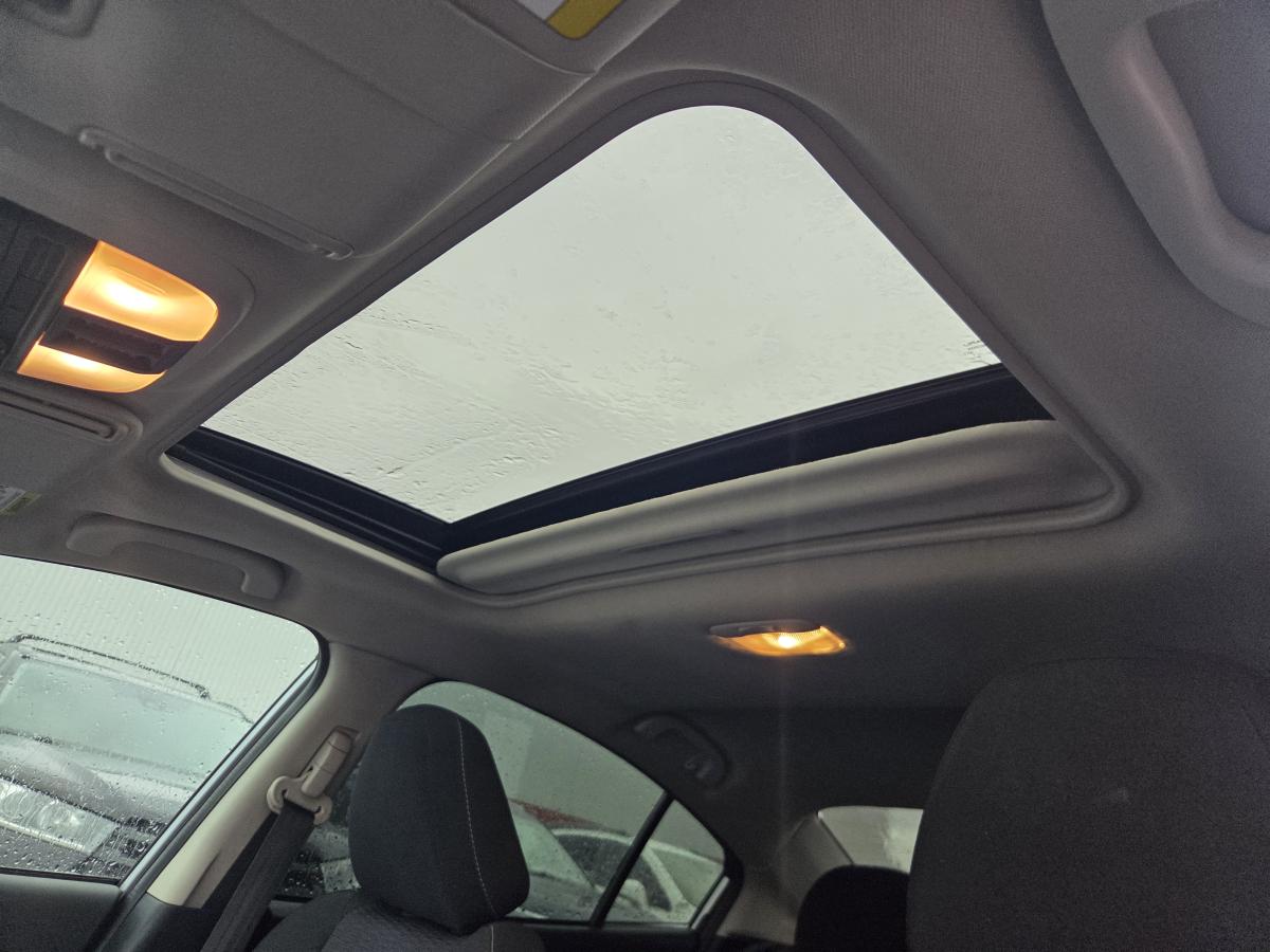 2019 Subaru Impreza - Image 12