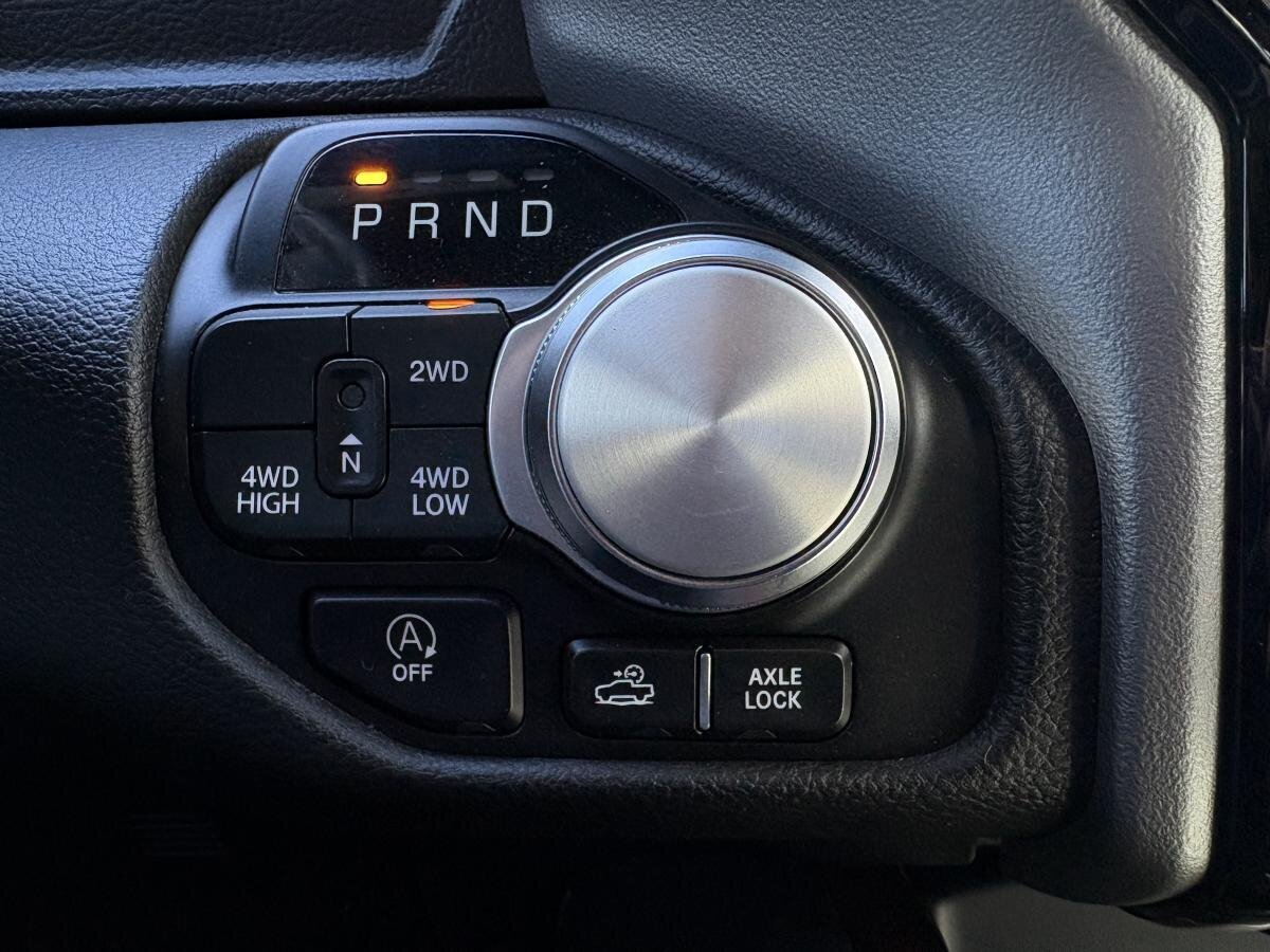 2023 RAM 1500 - Image 18