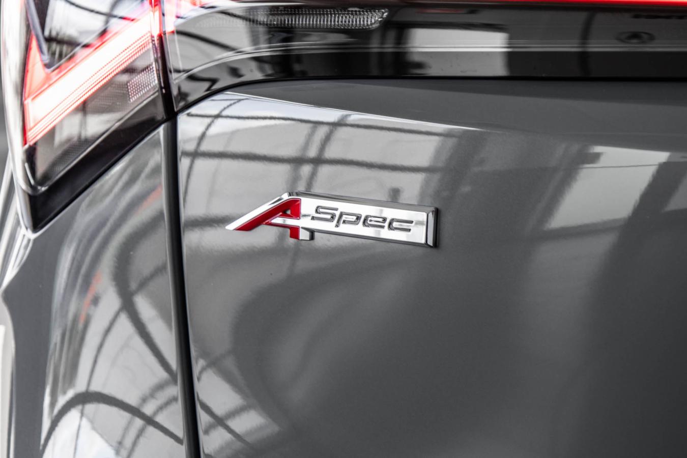 2026 Acura ADX - Image 9
