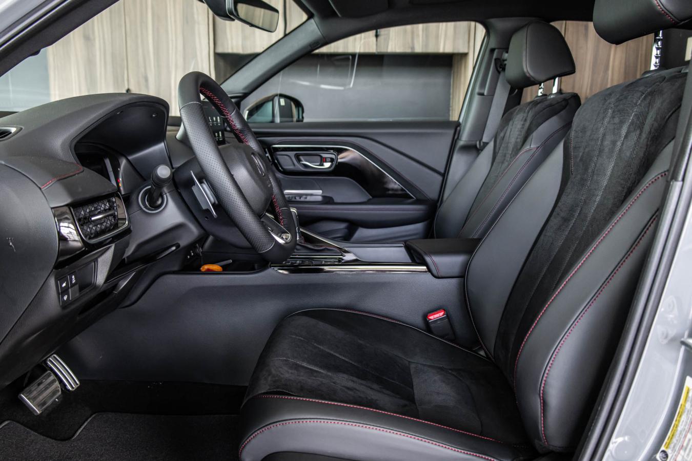 2026 Acura ADX - Image 15