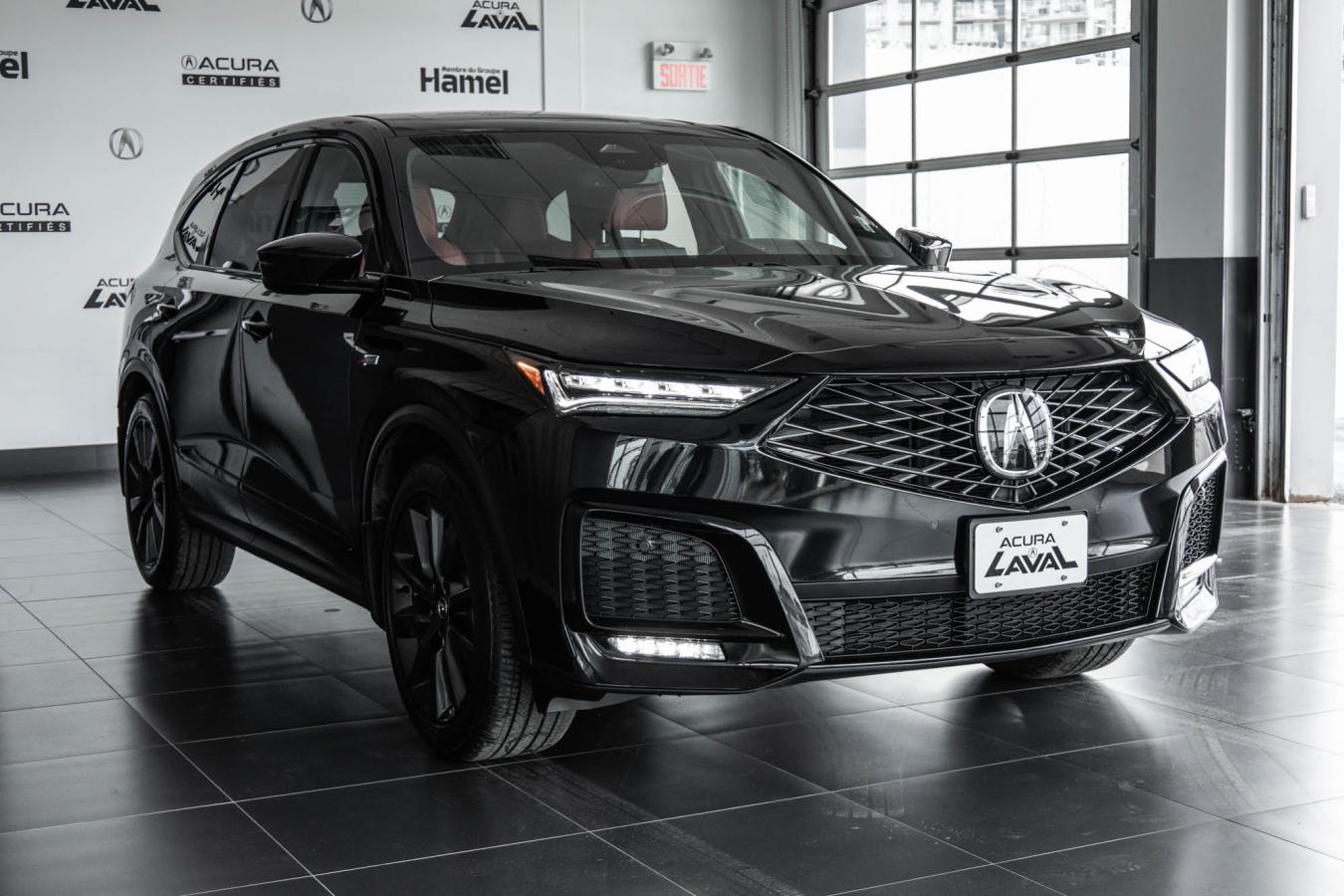 2025 Acura MDX - Image 3