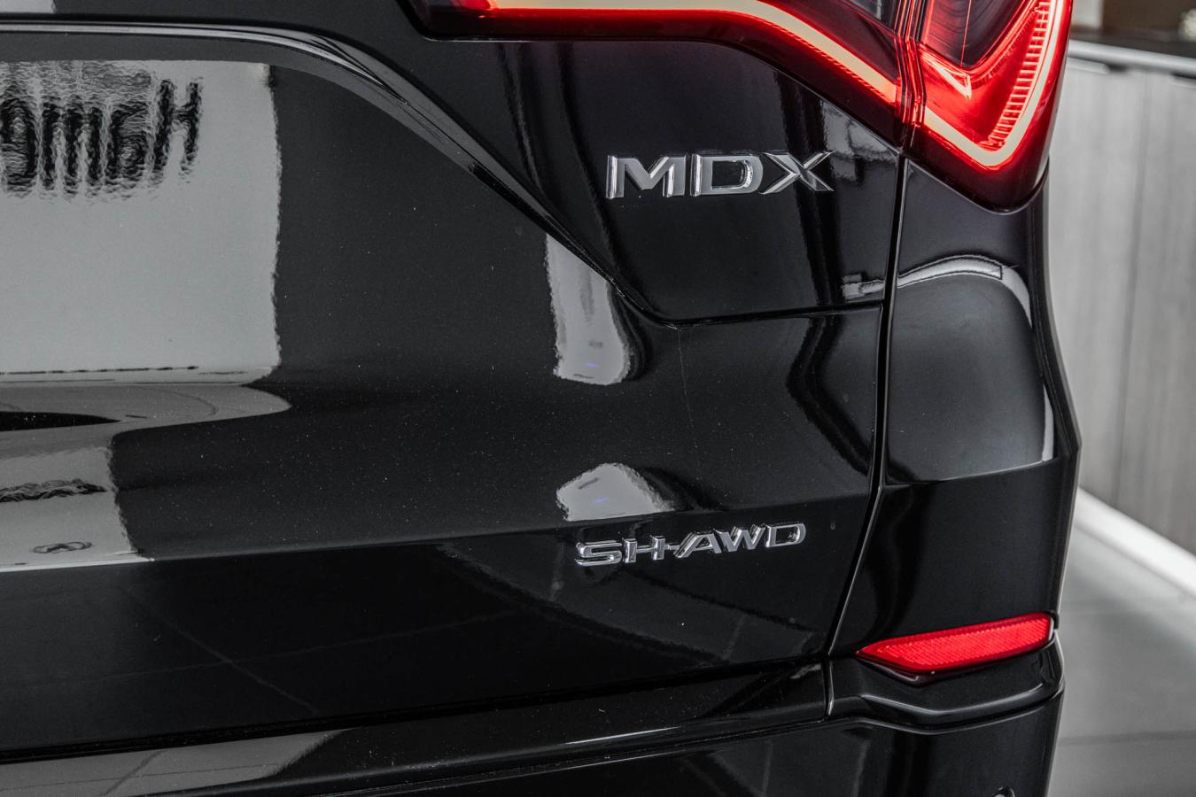 2025 Acura MDX - Image 10
