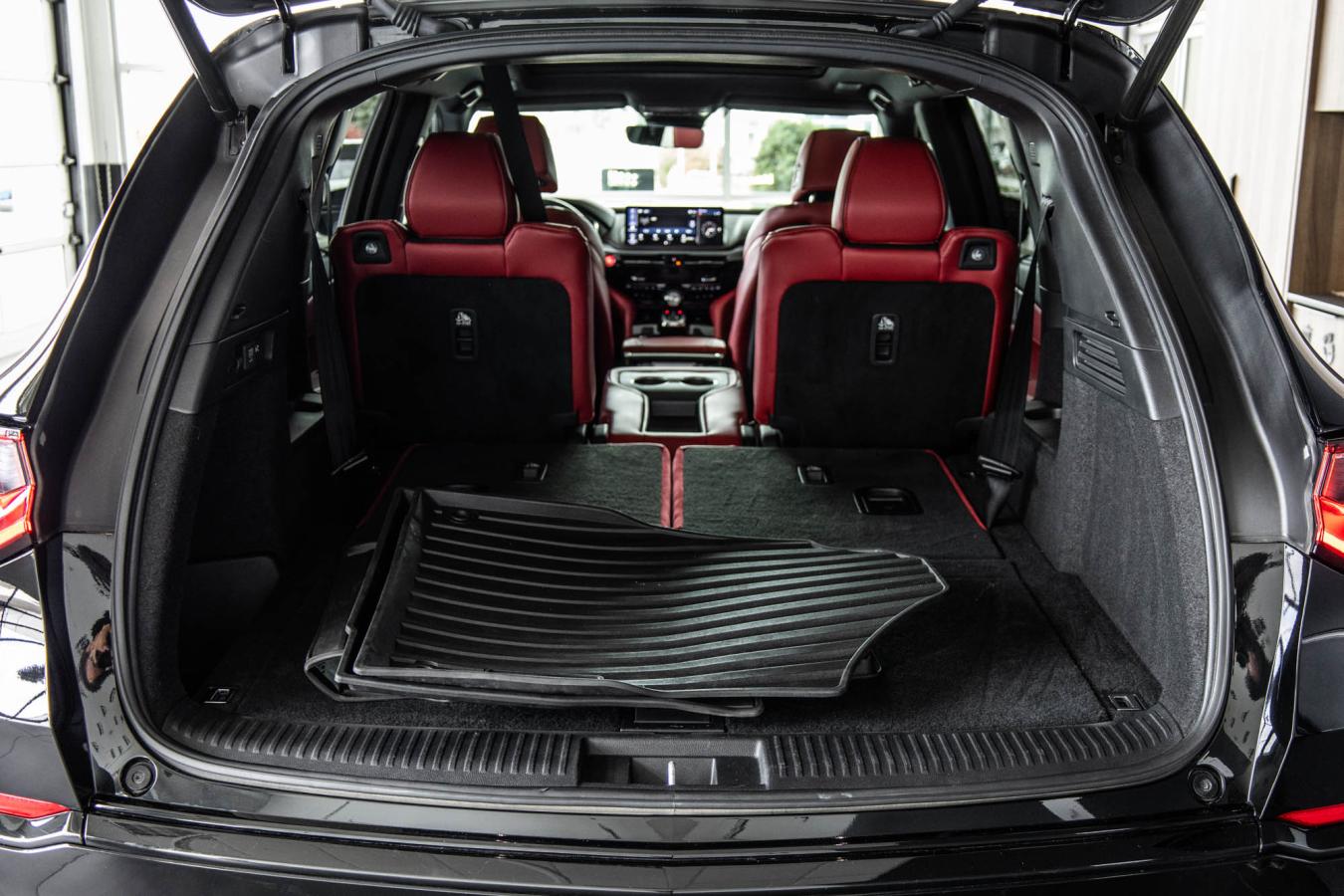 2025 Acura MDX - Image 12