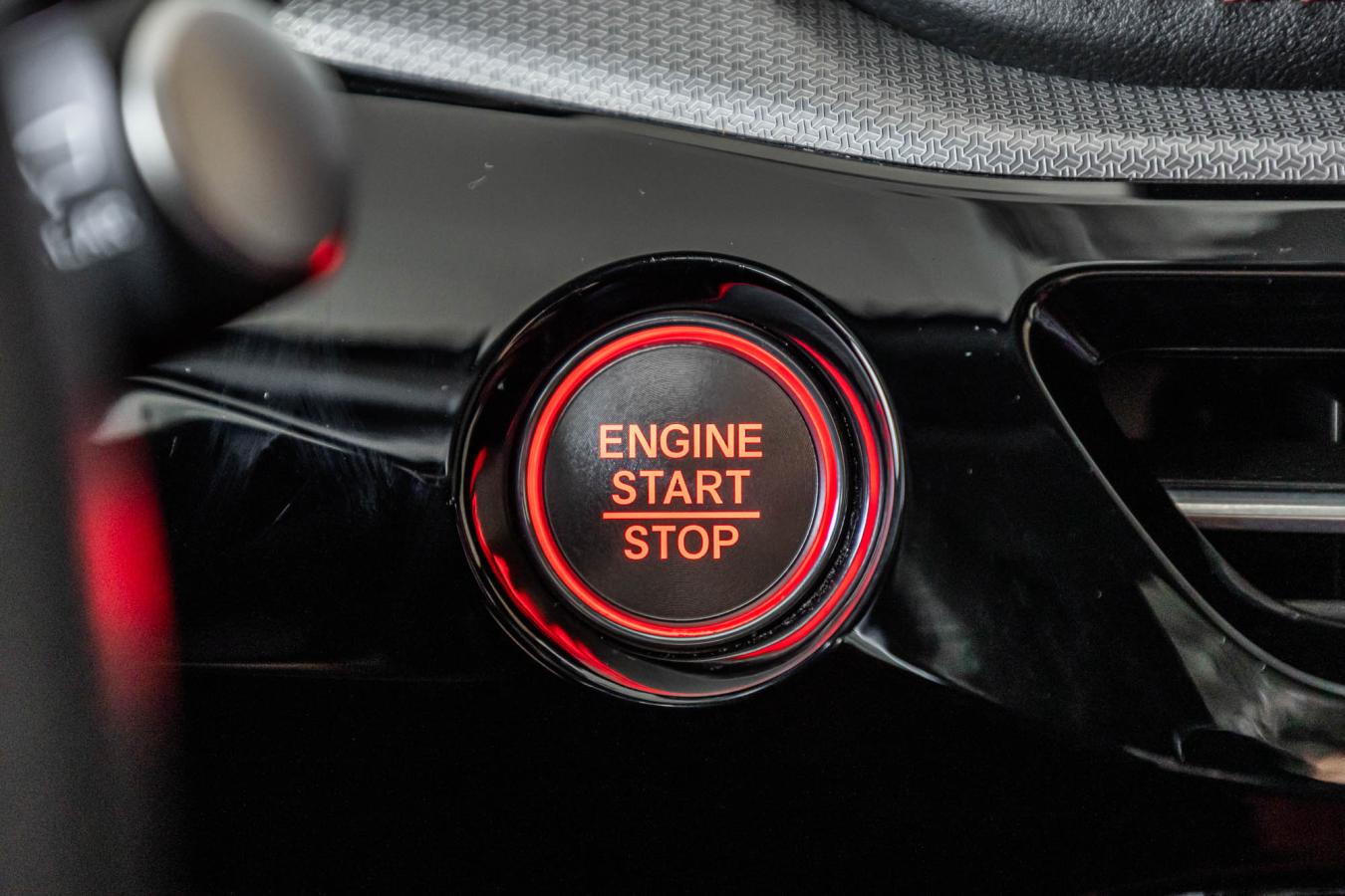 2025 Acura MDX - Image 22