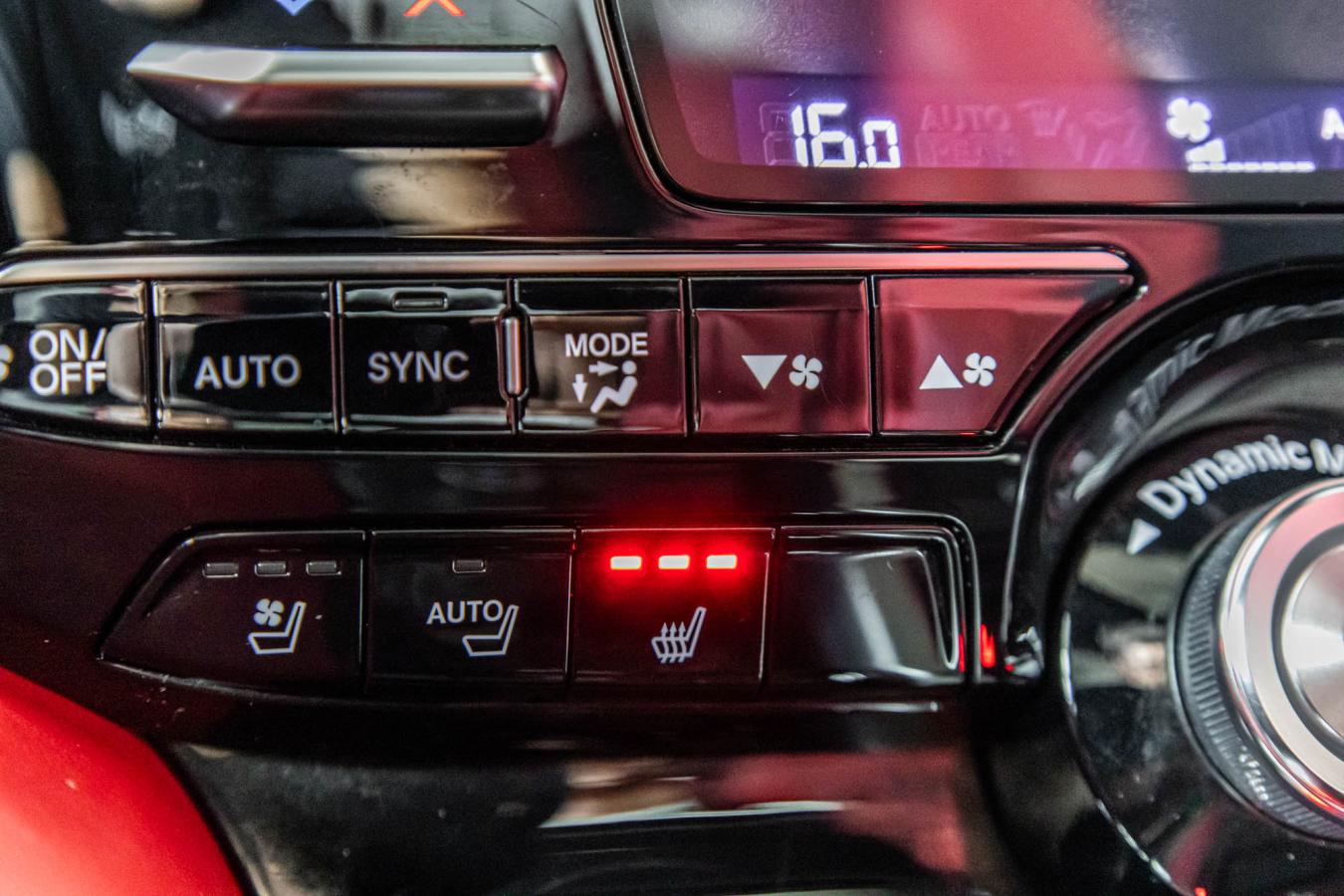 2025 Acura MDX - Image 26