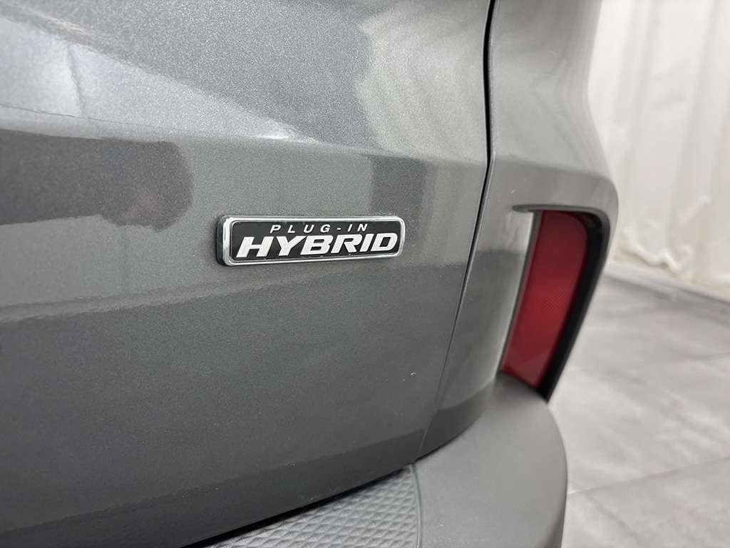 2021 Ford Escape Plug in - Image 8