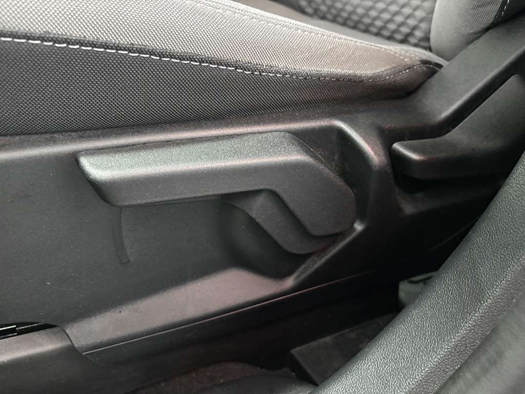 2021 Ford Escape Plug in - Image 19