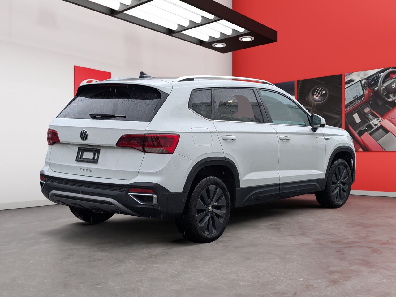 2024 Volkswagen Taos - Image 4