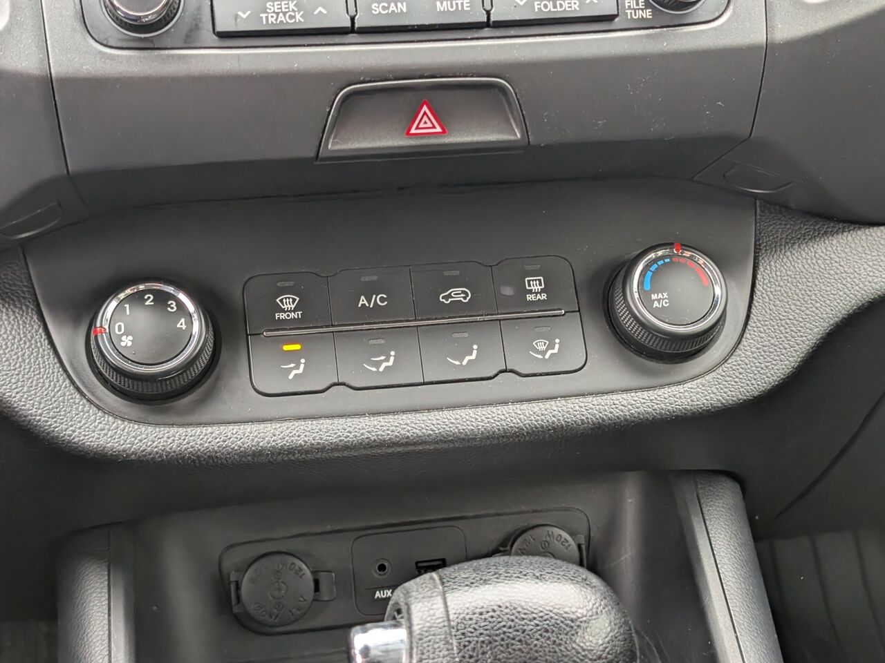 2013 Kia Sportage - Image 11