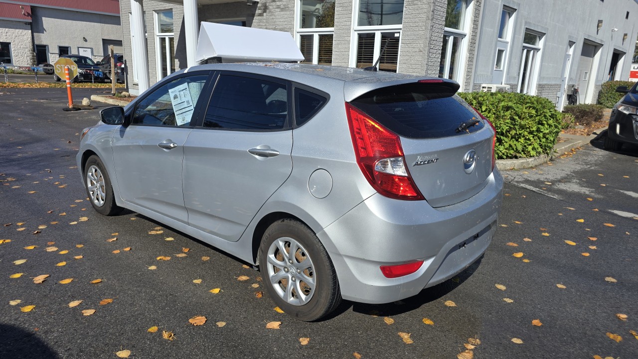 2014 Hyundai Accent - Image 5