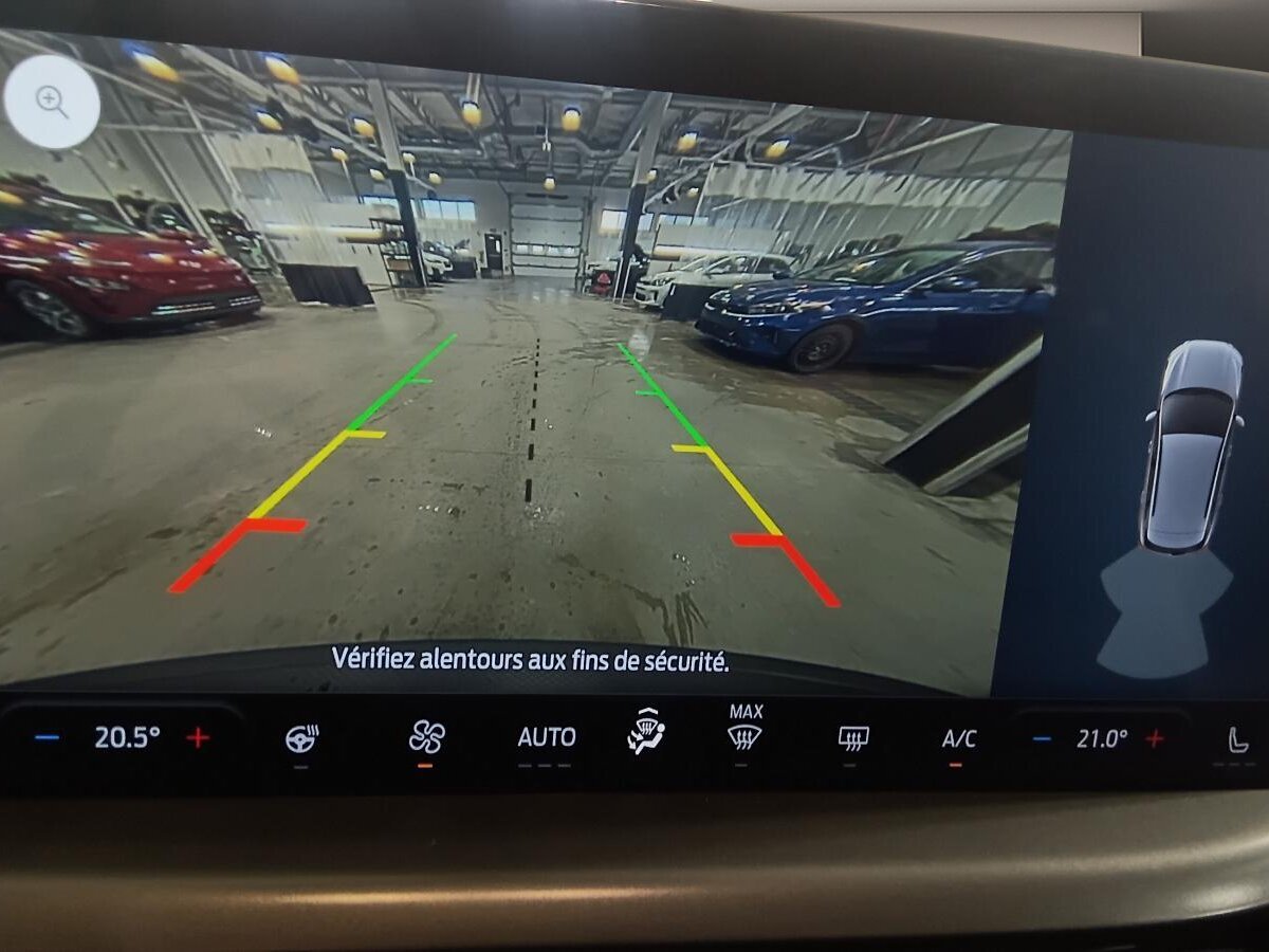 2023 Ford Escape Plug-in Hybrid - Image 18