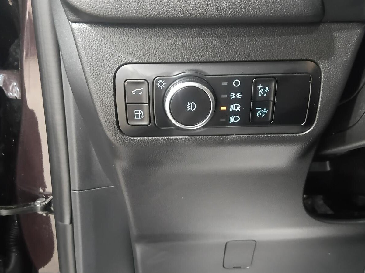 2023 Ford Escape Plug-in Hybrid - Image 21