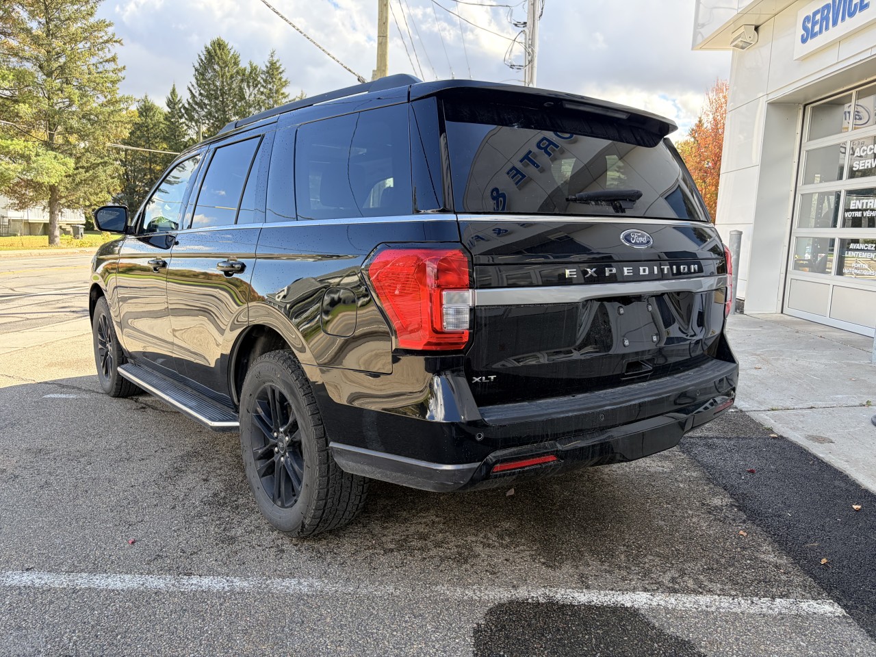 2023 Ford Expedition - Image 4