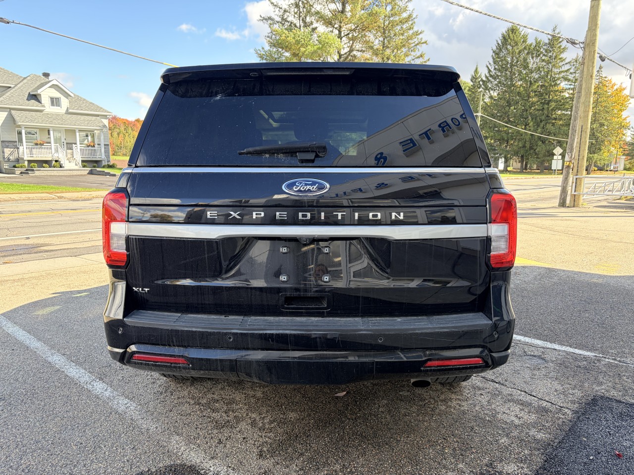 2023 Ford Expedition - Image 5