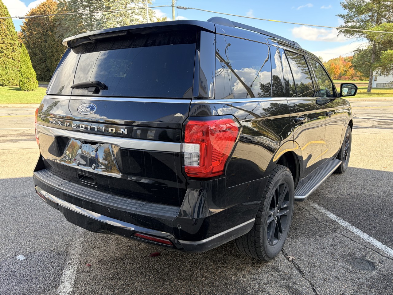 2023 Ford Expedition - Image 10