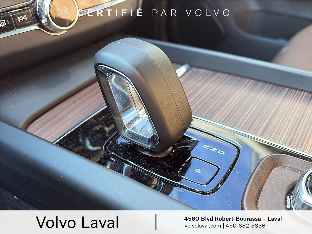 2023 Volvo XC60 - Image 12
